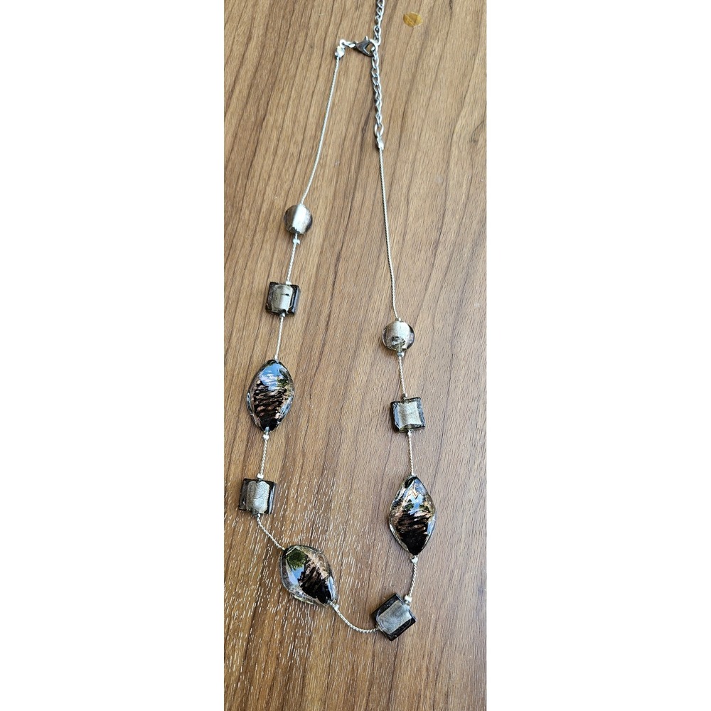 Silver‎ Tone Chain Necklace with Art Glass Accent Beads Fashion Jewelry